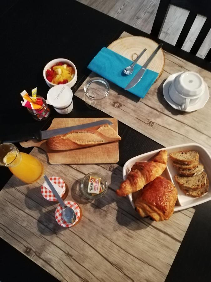 Bed and Breakfast La Ferme De Pham Belberaud Esterno foto